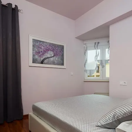 Apartment De Luxe *