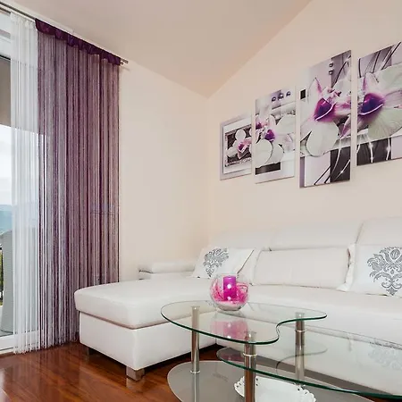Apartment De Luxe