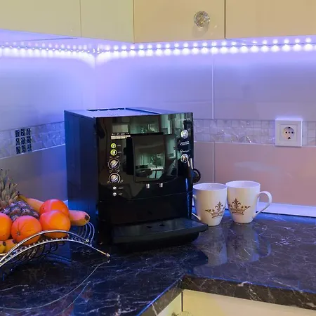 De Luxe Apartment